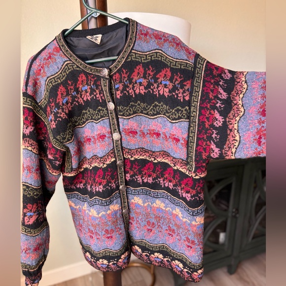 Icelandic Design Wool Cardigan with Silver Buttons Womens oversized M/L - Picture 8 of 14